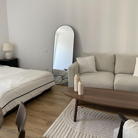 Vue Place Des Terreaux-4 Voyageurs Лион Екстериор снимка