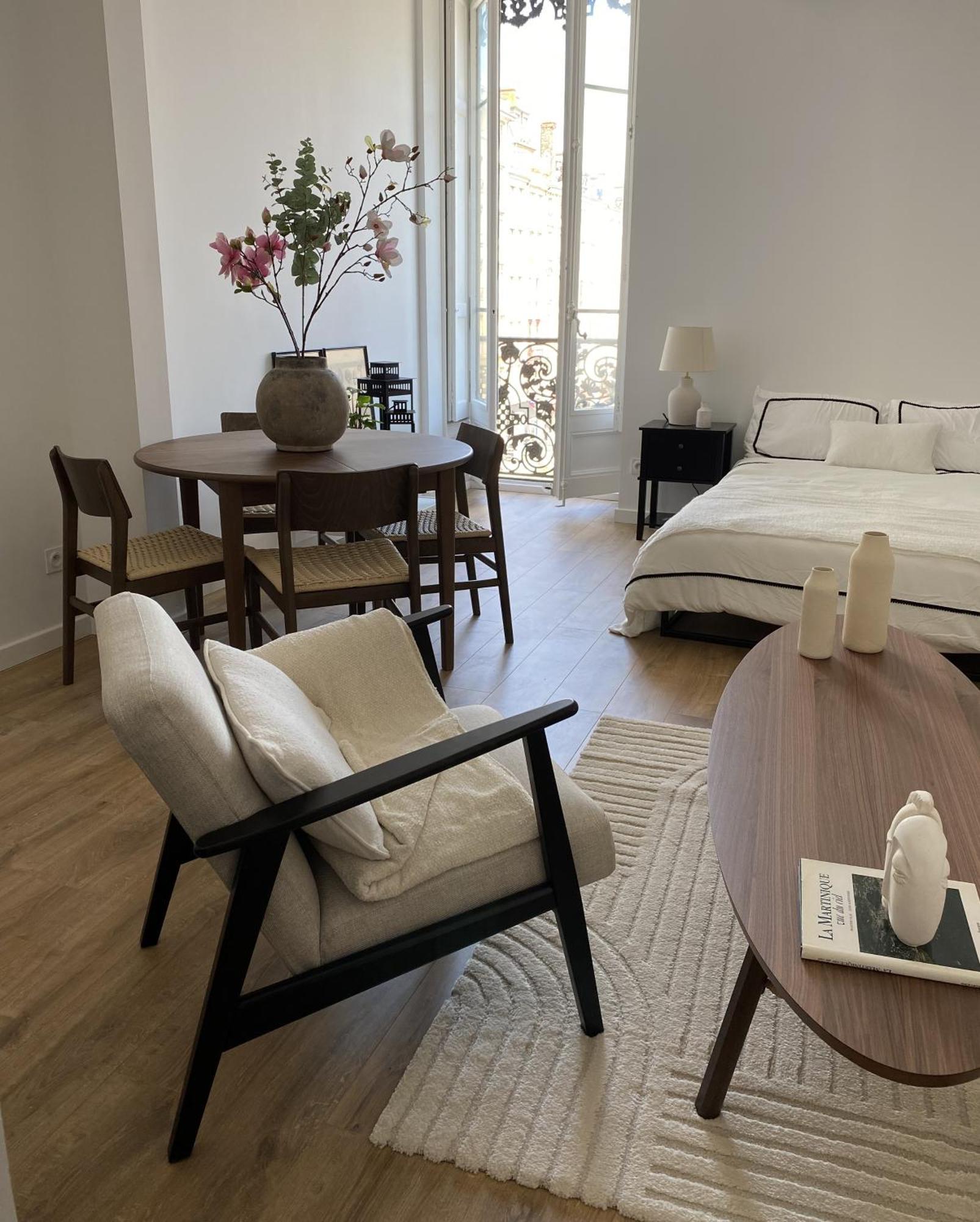 Vue Place Des Terreaux-4 Voyageurs Лион Екстериор снимка